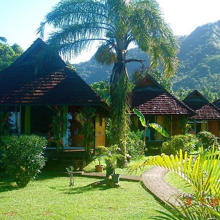 Teahupoo Tauhanihani Village Lodge La Vague Bleue المظهر الخارجي الصورة