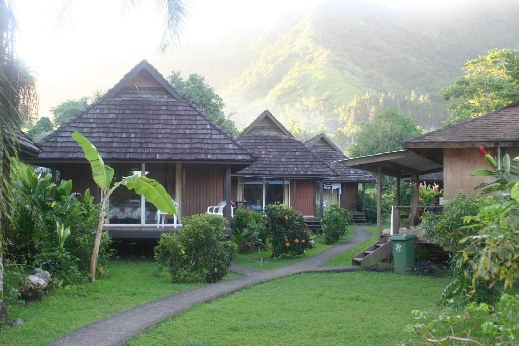 Teahupoo Tauhanihani Village Lodge La Vague Bleue المظهر الخارجي الصورة
