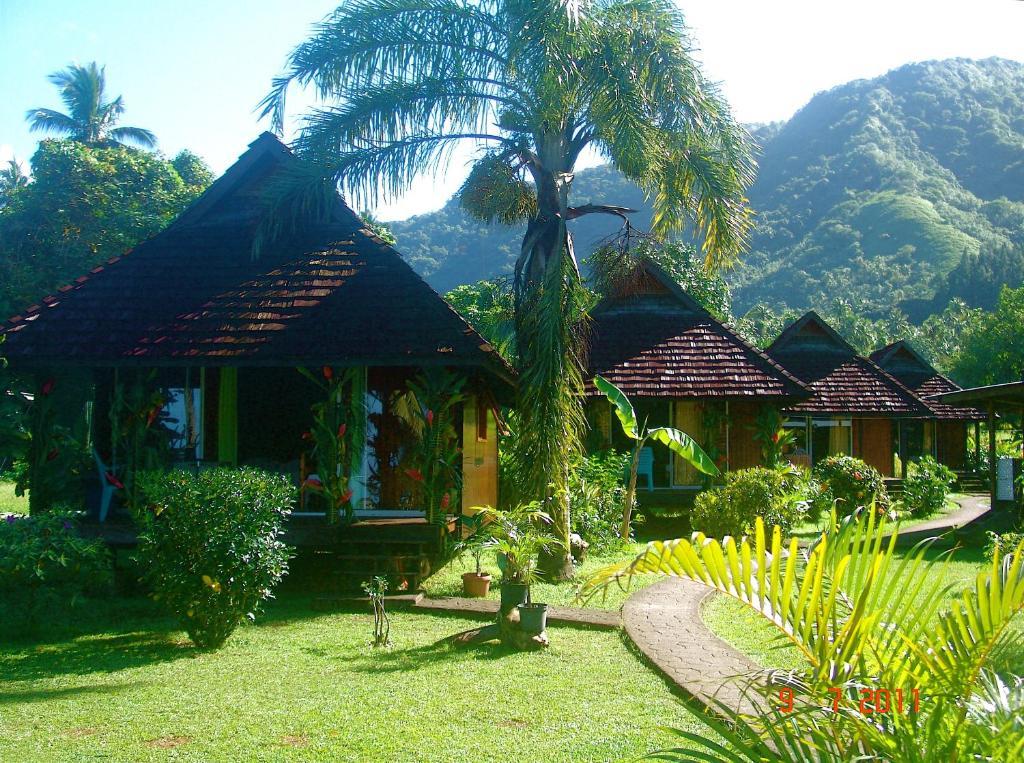 Teahupoo Tauhanihani Village Lodge La Vague Bleue المظهر الخارجي الصورة